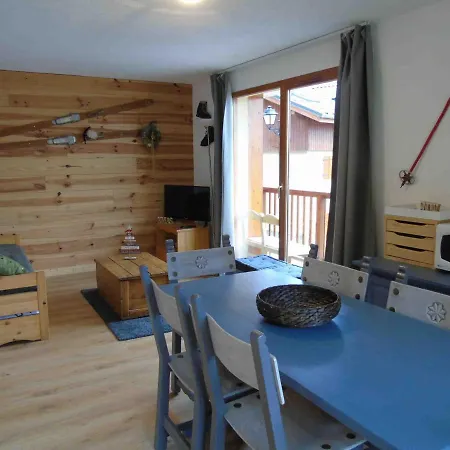 Valfréjus, 3 Pièces, 6 Personnes - Fr-1-561-29 *